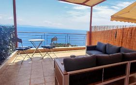 Simply Meraki Gytheian Apt With Panoramic Sea View